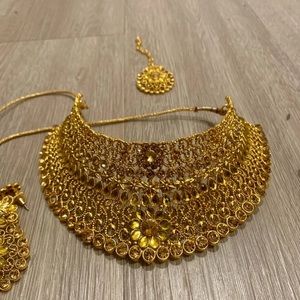 Indian jewelry set
